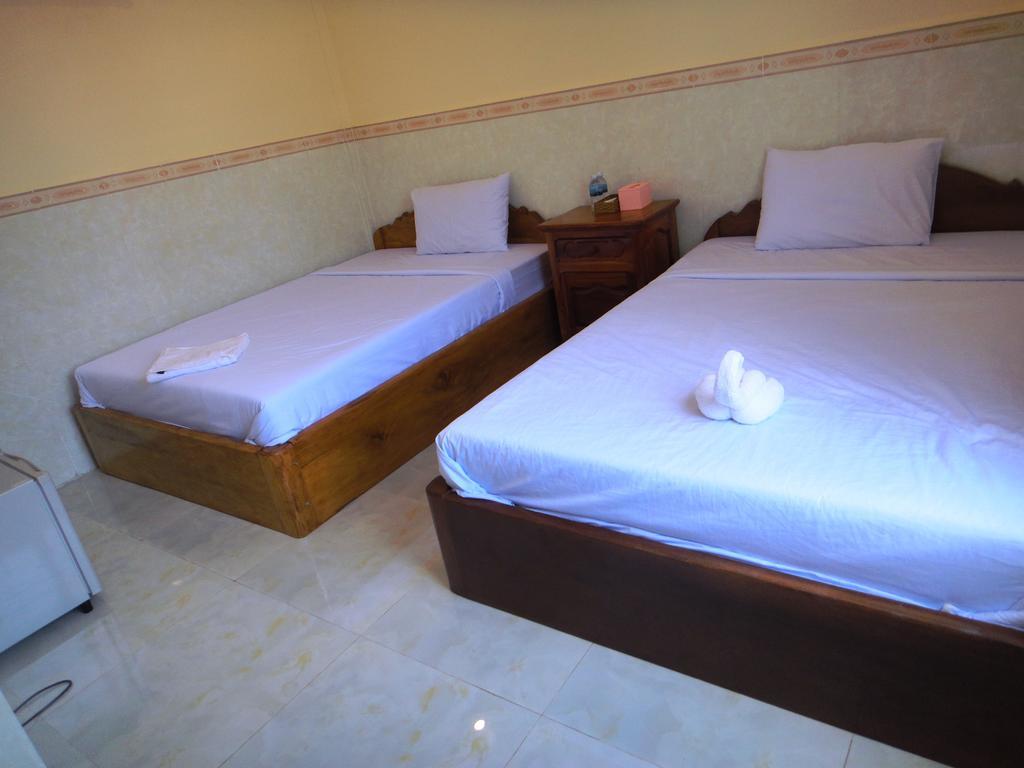 Borey Vatanac Guesthouse Kampot Dış mekan fotoğraf