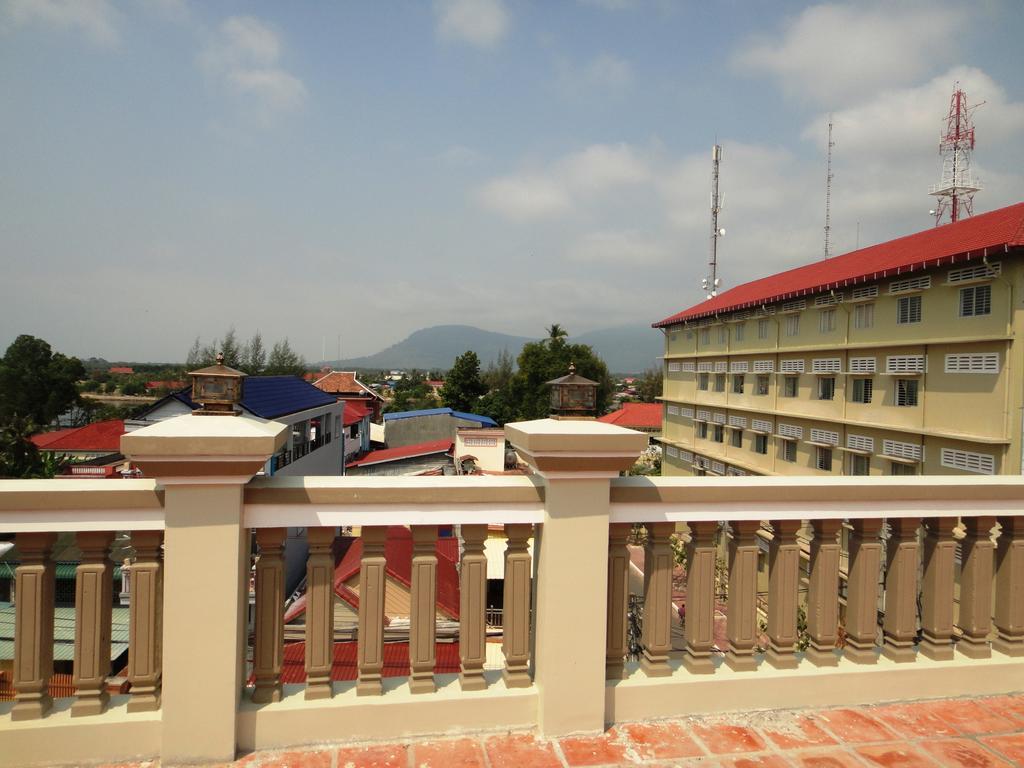 Borey Vatanac Guesthouse Kampot Dış mekan fotoğraf