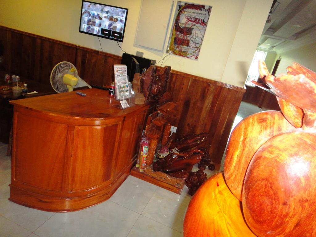 Borey Vatanac Guesthouse Kampot Dış mekan fotoğraf
