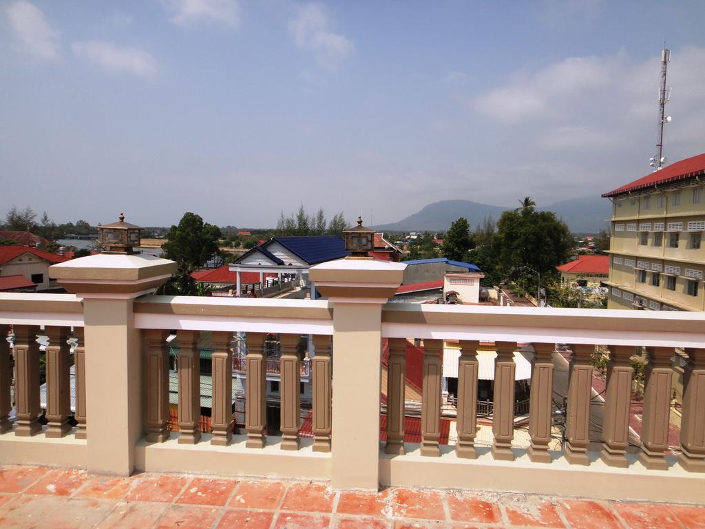 Borey Vatanac Guesthouse Kampot Dış mekan fotoğraf