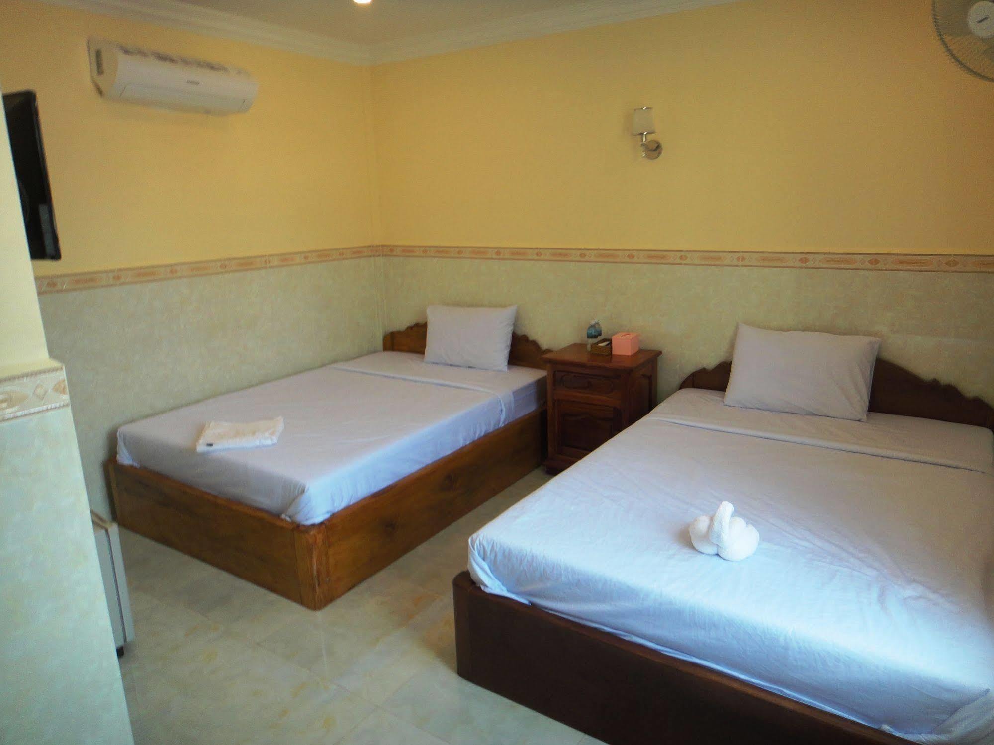 Borey Vatanac Guesthouse Kampot Dış mekan fotoğraf