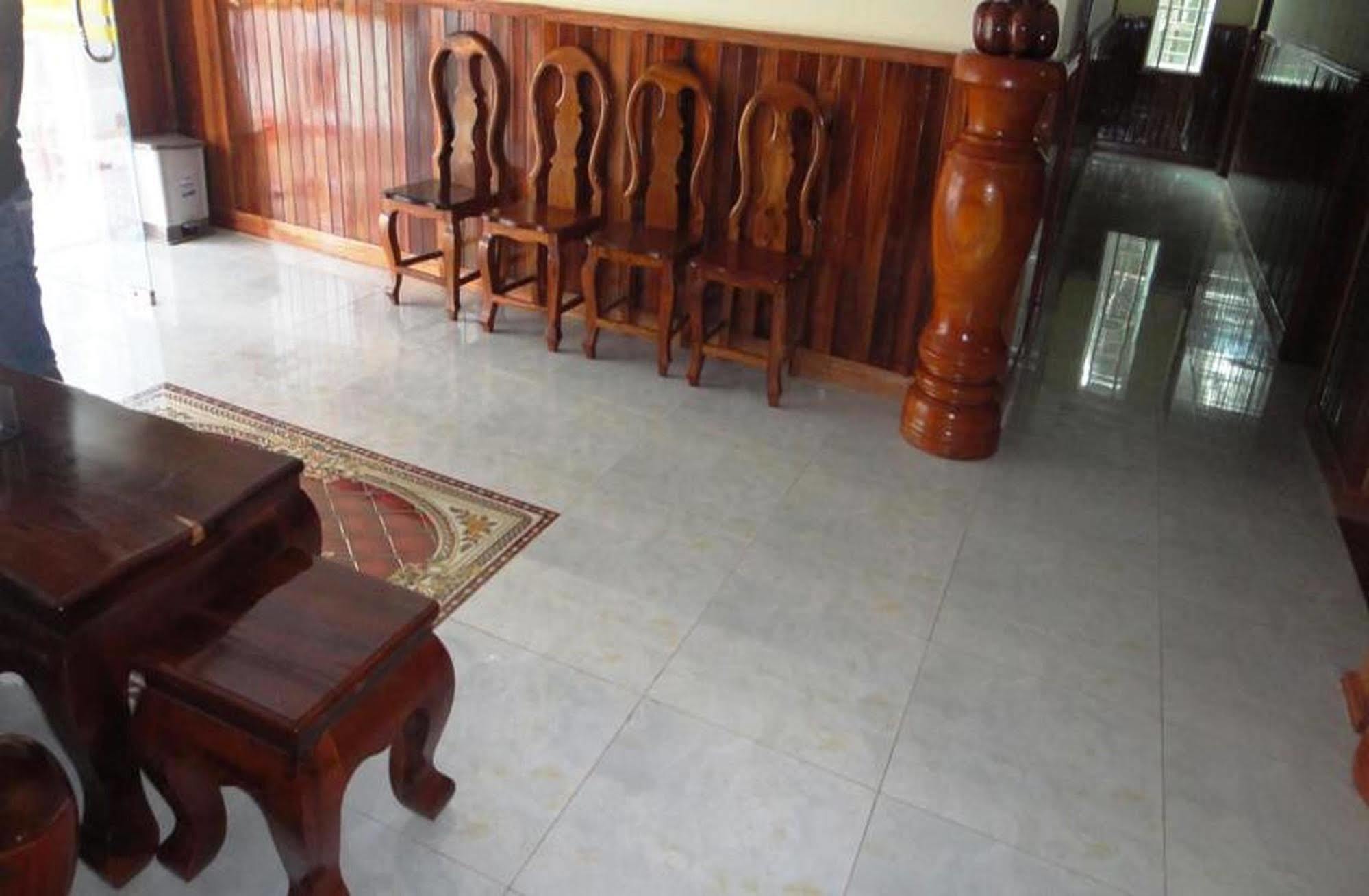 Borey Vatanac Guesthouse Kampot Dış mekan fotoğraf